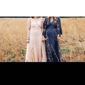 En Creme dress size small